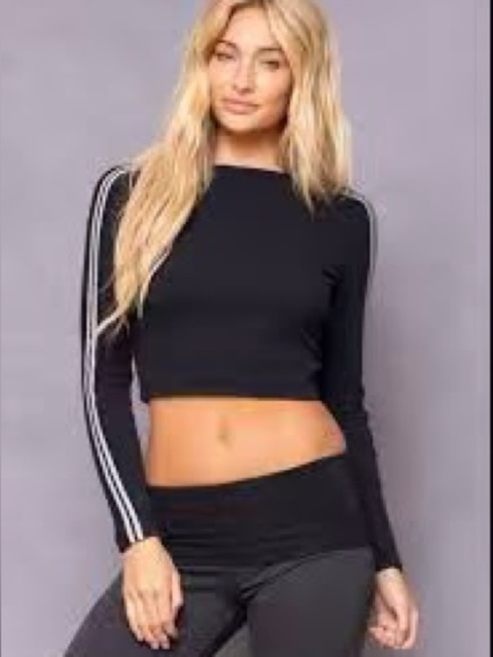 BBJ Los Angeles Women’s Ribbed Crewneck Sweater in Charcoal